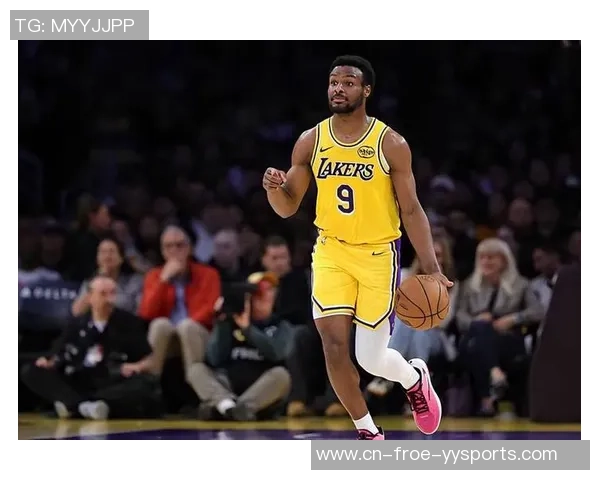 湖人惨败老鹰布朗尼成仅有亮点！9分+防卫拼命，关系户标签该撕了